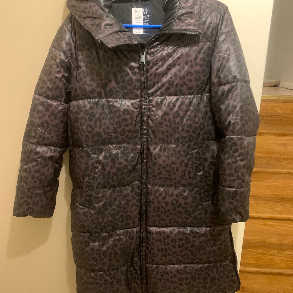 Gap puffer coat, leopard print, XS petite, nwt